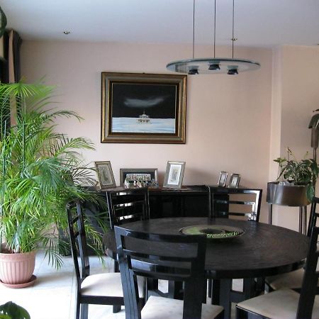 B&B Middelheim Antwerpen Exteriör bild