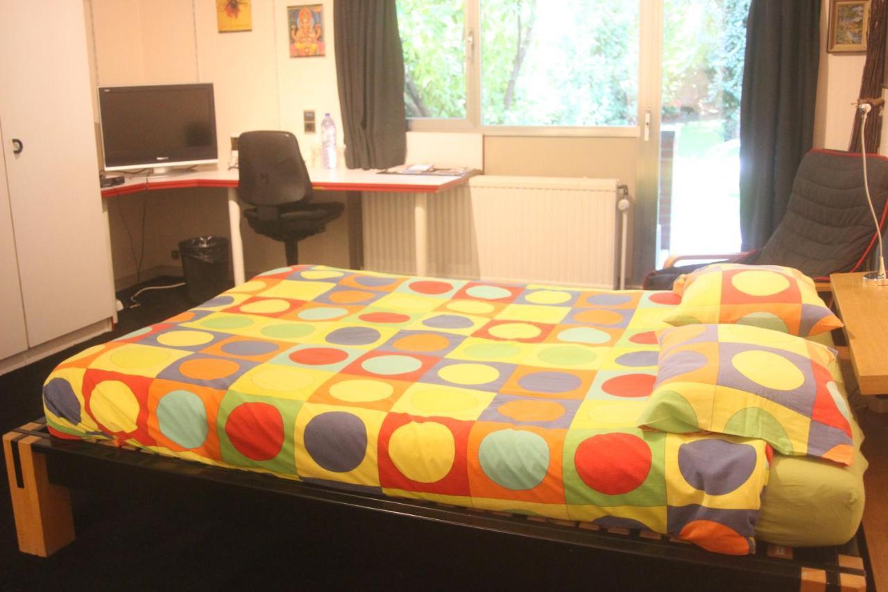 B&B Middelheim Antwerpen Exteriör bild