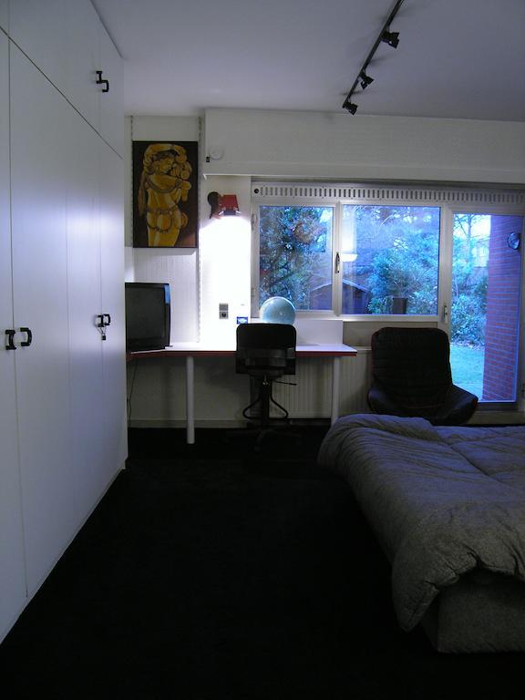 B&B Middelheim Antwerpen Rum bild